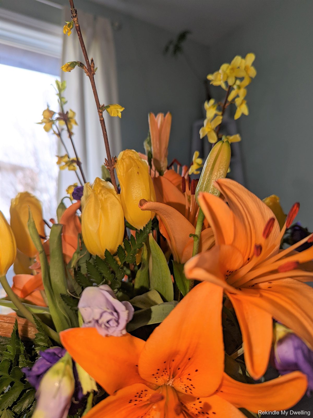 Close up of a bouquet of flowers.