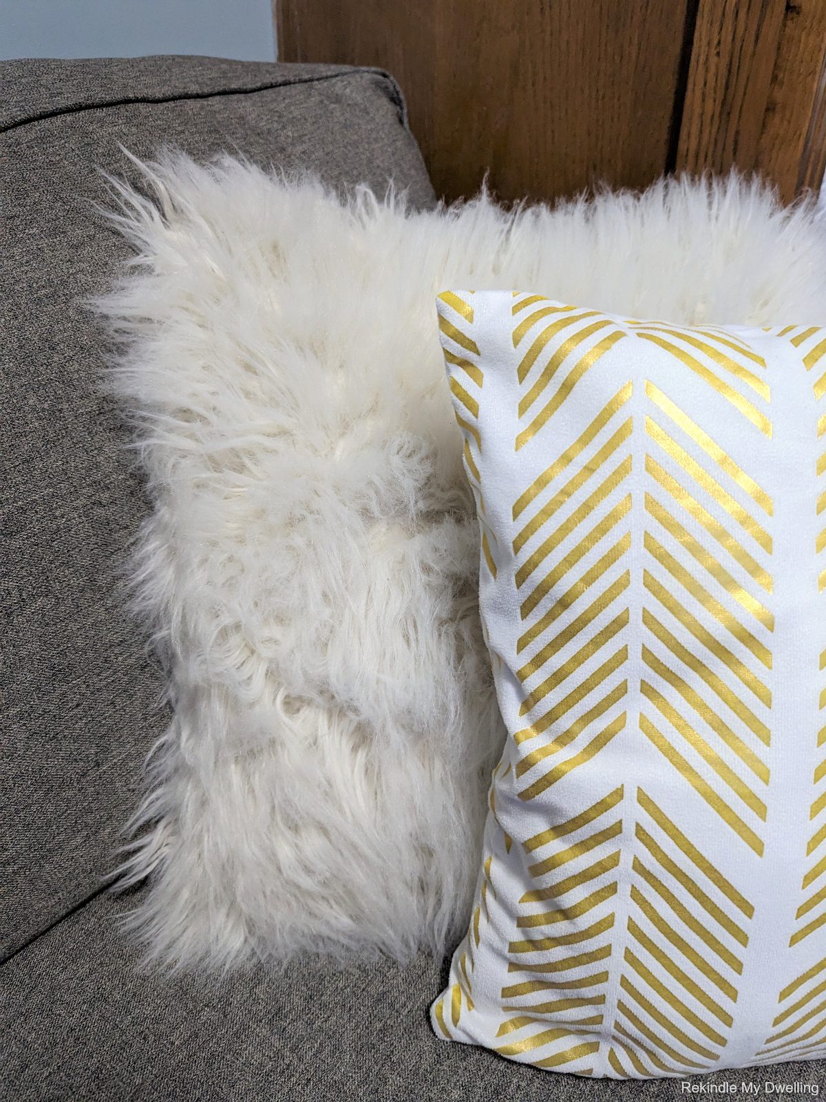 Easy Way to Make Fur Pillows Fluffy Again - Rekindle My Dwelling